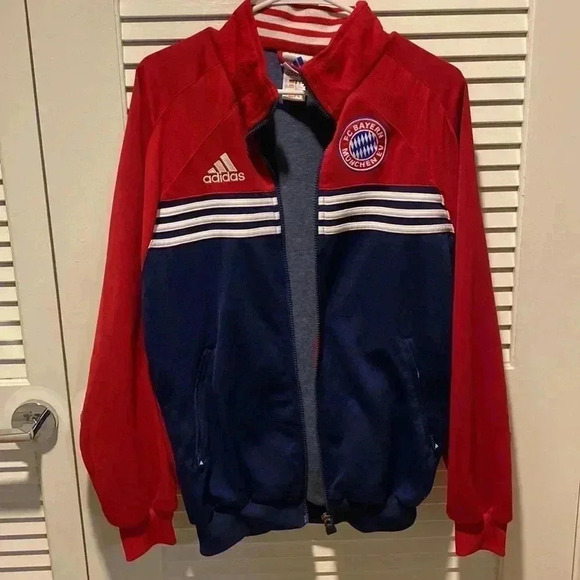 FC Bayern Munich Adidas College Football Shirts Jacket - Picture 2 of 4